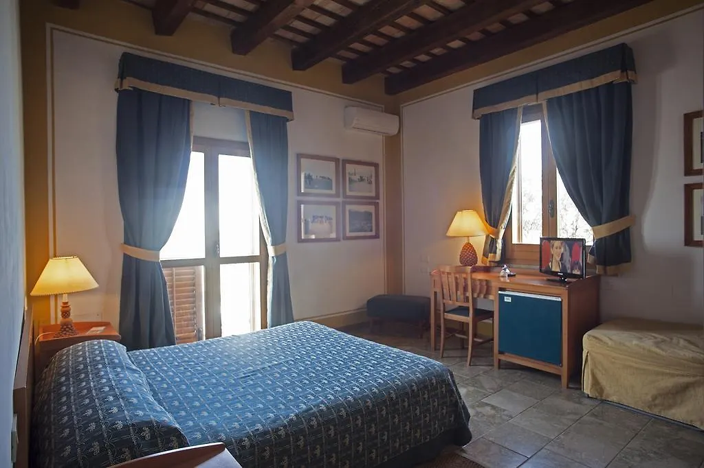 La Finestra Sul Sale Hotel San Leonardo  0*, San Leonardo (Trapani)