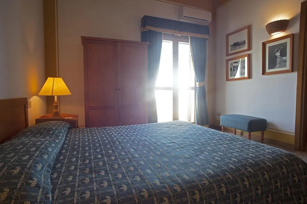 La Finestra Sul Sale Hotel San Leonardo  Guest house